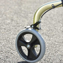 3 wheeled rollator