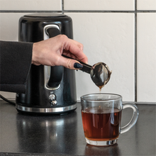 Tea bag squeezer