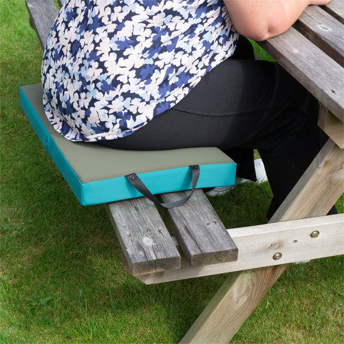 Memory foam folding kneeler cushion