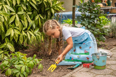 Children's gardening kneeler from our insect range