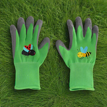Children's gardening gloves from our insect range