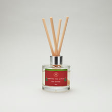 Pine and spices reed diffuser