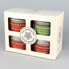 Candle gift pack - 4 Christmas tins