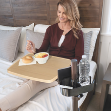 Swivel overbed table