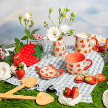 Strawberry measuring spoons