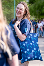 Chelsea tulip cotton tote bag - navy