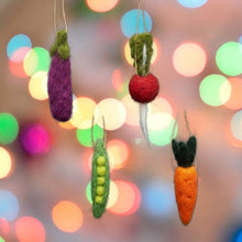 Felt vegetable handing decorations - set of 4