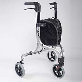 3 wheeled folding rollator