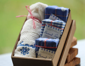 Organic jojoba - 3 bar and flannel gift box
